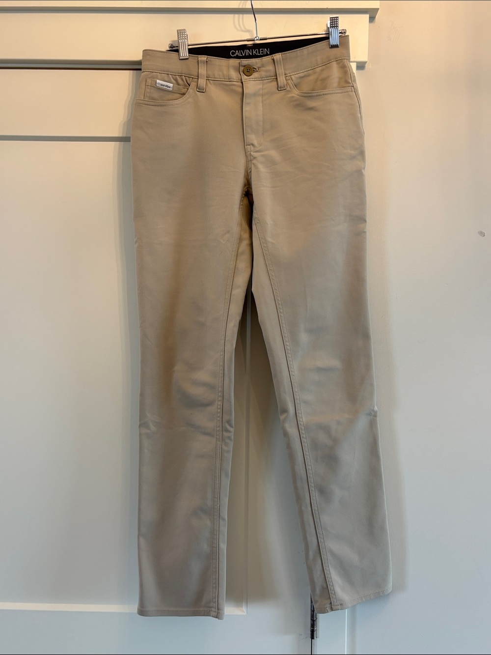 Calvin Klein Straight-Leg Women's Jeans in Light Beige